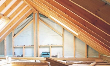 Remplacer la vieille charpente en bois de votre maison en province de Namur ou à Bruxelles : pourquoi et comment ?